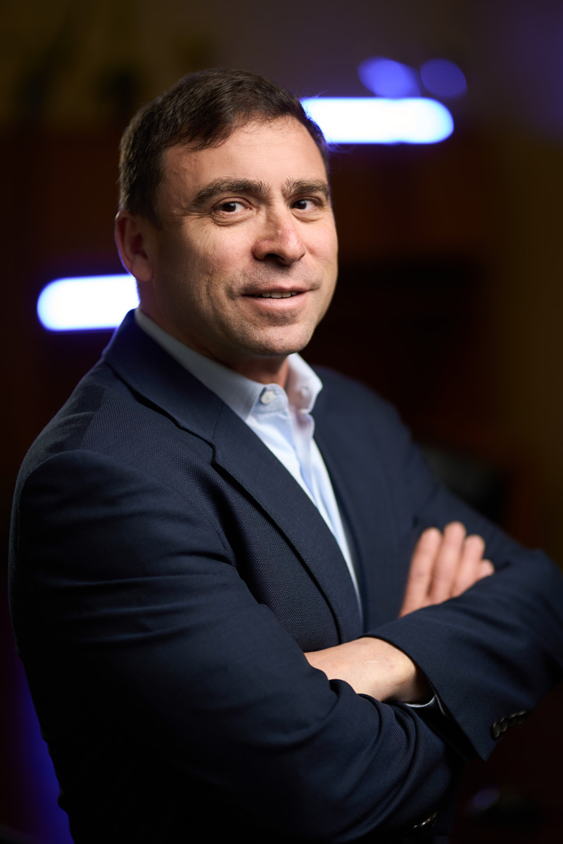 glen-bristol-investor-relations